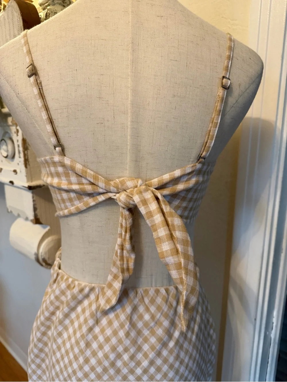 NWT Abercrombie & Fitch Beige Gingham Cutout Maxi Dress